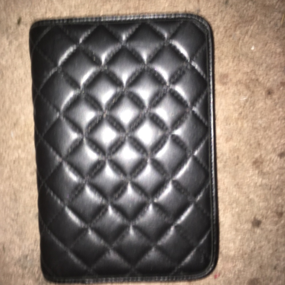 Old school quilted organizer